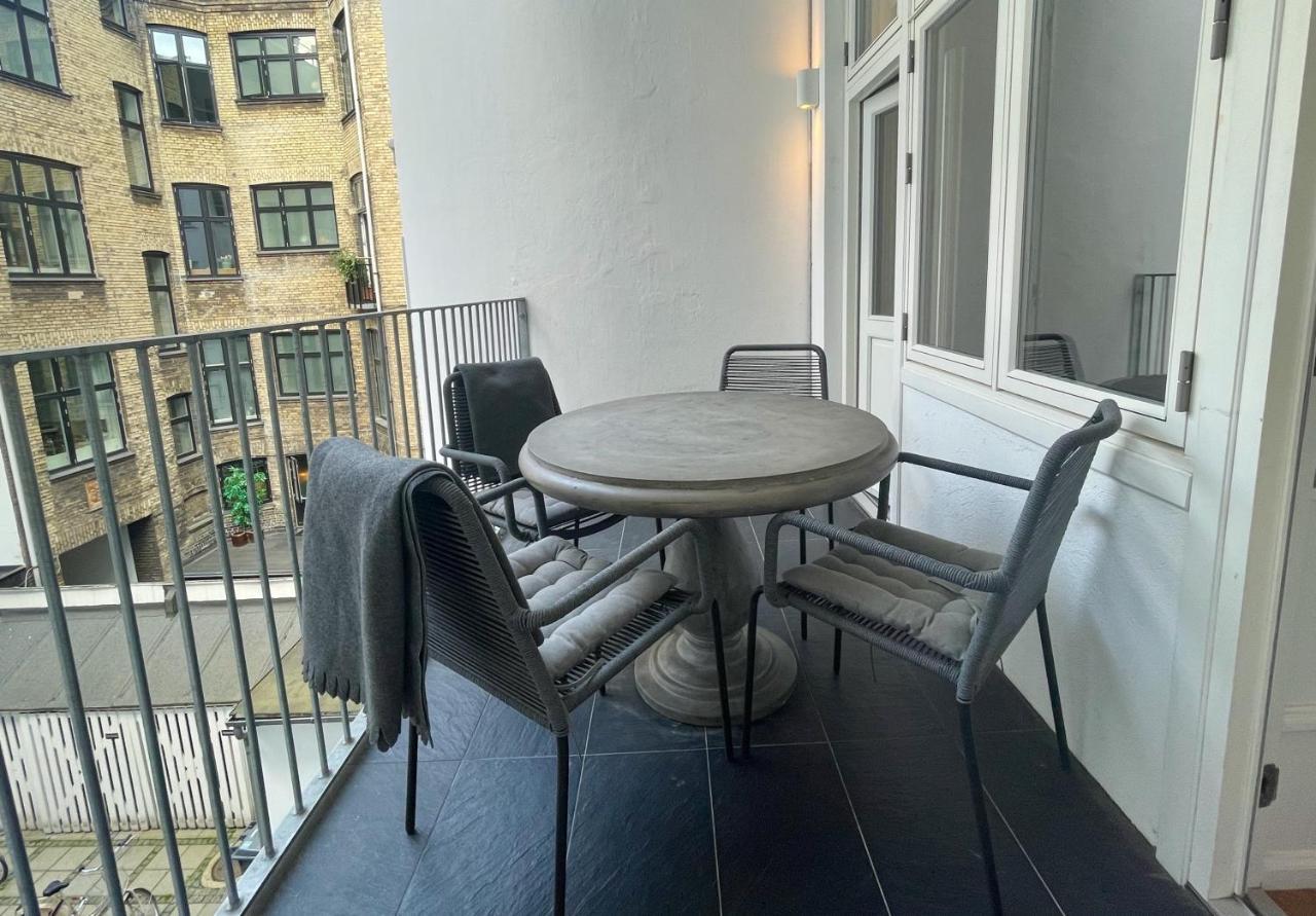 Beautiful 3 Bedroom Flat Next To The Marble Church Appartement Kopenhagen
